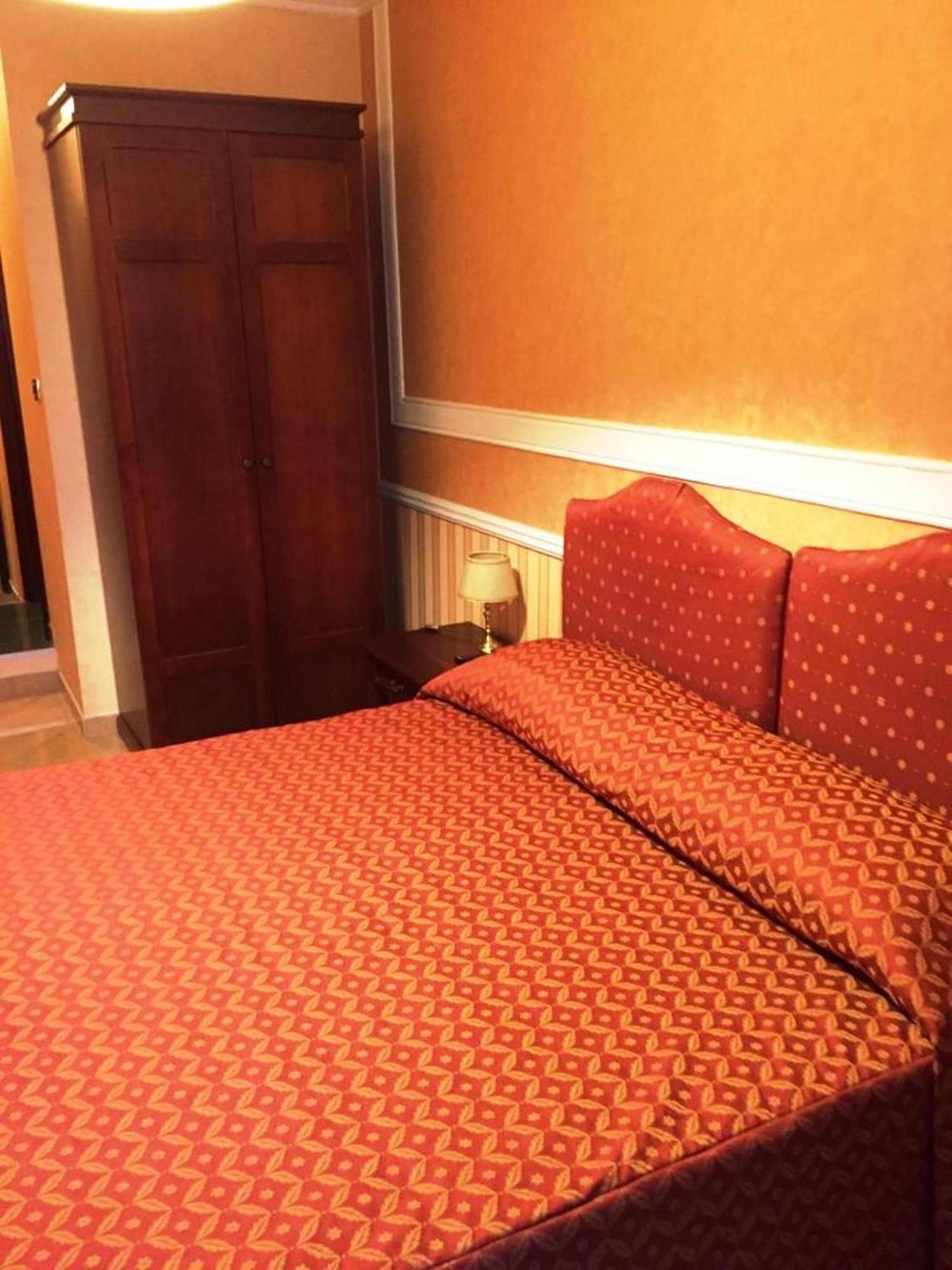 Hotel Excelsior Cosenza Dış mekan fotoğraf